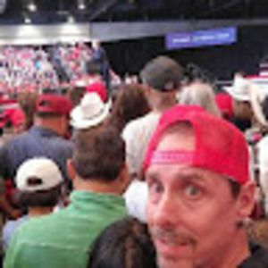 Meet your Posher, Chris